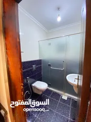  2 شقة مميزة - خلدا - 4نوم 1ماستر - 225م - ارضية - قرب الخدمات العامة