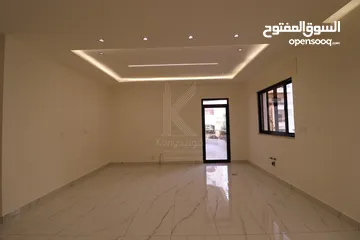  12 شقق فاخرة للبيع في الكرسي