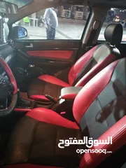  10 سيارة للبيع
