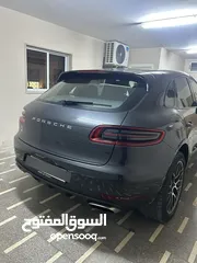  6 Porsche Macan 2017