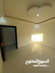  11 شقة ارضية جديدة للبيع بسعر مغري