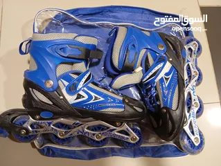  6 بوت عجال (سكيت - skate ) مستعمل لمده بسيطه  مع شنطة السكيت  مناسب من نمره 39 - 43 / يتوسع.