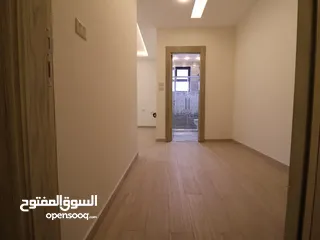  24 شقة شبه أرضي مساحة (190م) داخلي (100م) خارجي للبيع في أرقى مناطق ام حجير شفا بدران
