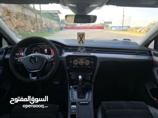  13 باسات R-Line 2019 للبيع بسعر حرق