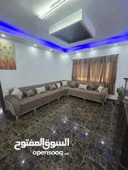  28 مفروشات كتكوت  ل تفصيل الكنب والزوايا والتفصيل حسب الطلب
