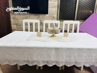  1 شراشف سفرة فاخرة جدا مع فروة لون ابيضّ بسعر مغري