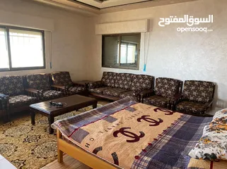  16 شالية ومزرعه للبيع