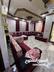  1 طقم كورنر مكون من 20 مقعد بحال الوكاله للبيع