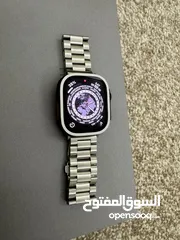  7 ساعة ابل الترا 2 بحالة الجديد مع كامل الملحقات الاصلية