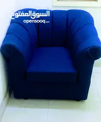  1 كراسي  صالة  أستعمال بسيط جدا