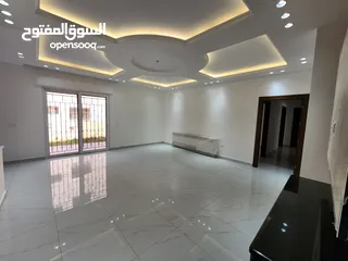  1 شقة فارغة للبيع في خلدا - ref: 14593