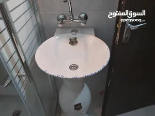  18 شقة مفروشه فاخره نظيفه في الكرك المرج للايجار