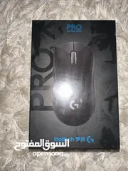  1 Logitech G Pro superlight (black)