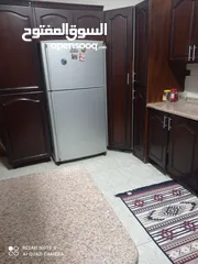  1 مطبخ خشب مستعمل للبيع