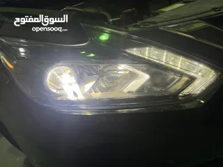  2 ليت التيما وكالة LED بحالة ممتازة (طرف يمين)