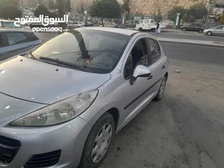  1 بيجو 2011 للبيع