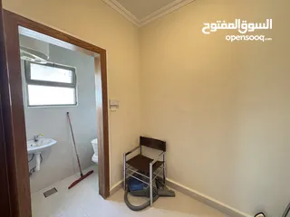  14 شقة مفروشة للإيجار 200م2 ( Property 40418 )-175089930