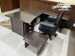  3 مكتب مدير بحاله جيده