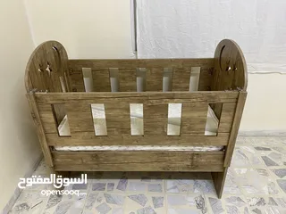  3 تخت بيبي بحالة الجديد