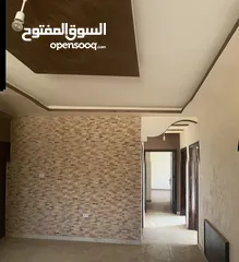  2 للبيع شقة دور ارضي في طبربور منطقه هادئه قريبة من المدارس والخدمات مع ترس 50 متر قريبا وموقف سيارة