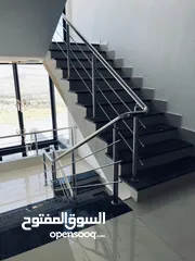  5 شقة ارضية ذات اطلالة رائعة بمساحة اجمالية 300 متر مربع