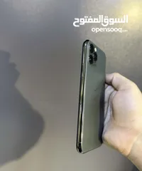  1 iPhone 11pro max بسعر حرق