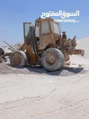  5 جرافه شغاله وجرافه تحتاج لصيانه