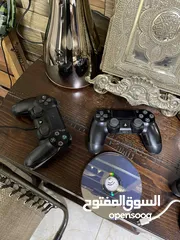  5 500 جيجا بلايستيش يوجد معها حساب فيفا 2025 وpes 2025 asphalt ولعبة اسيست كريد وستاندشاحن وpodd