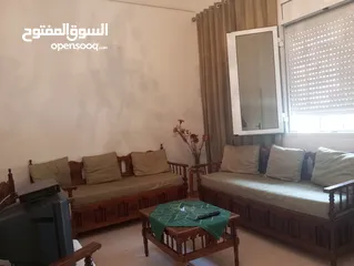  1 شقة أرضي بحي ابن خلدون تونس العاصمة