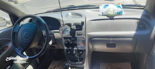 2 كيا ريو 2001 نظيفة جدا للبيع