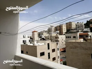  10 شقة مفروشة بنظام سويت مقابل الجامعة الاردنية بداية طلوع نيفين من المالك مباشرة / عمارة عائلية