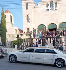  9 كرايسلر ليموزين إيجار للأعراس شامل السائق و الزينة