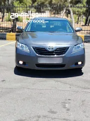  4 تويوتا كامري 2008 بنزين أصلي السيارة نخب لا ينقصها شيء خلفي جيد بسعر 5500 دينار ترخيص سنه كامله دهان