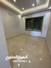  19 شقه مع رووف من اجمل الاطلالات الدائمه طبربور ضاحيه الصفا
