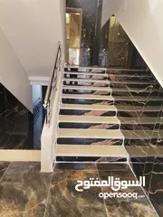  21 شقه ثالث فني 220 م دوبلكس مع رووف جنوب بوابه اللوازم لجامعه اليرموك خلف صيدليه الرازي