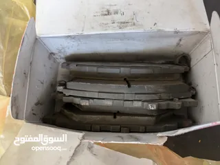  2 دسكات امامية اصلية ياباني مستعمل تويوتا كورولا من 2019 الى 2024 بلاطة toyota corolla 2019 to 2024