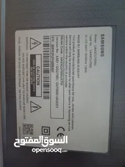  3 Samsung CU7000 شاشه