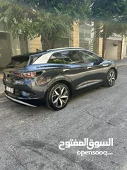  6 فوكس فاجن ID4 Crooz pro piano Black    2022وارد شركه البستنجي