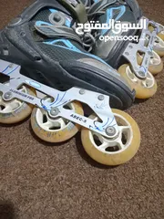 2 بوت عجال ( سكيت ) للبيع بسعر 10 دنانيرر بحال الجديد