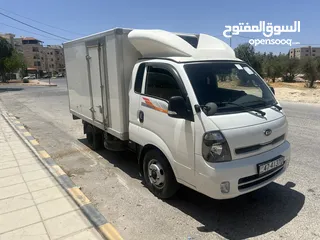  2 كيا بنجو موديل 2019  ثلاجة تجميد فحل كبينه وربع  فحص كامل جمرك جديد