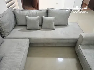  7 اثاث جديد لم يستخدم بداعي السفر