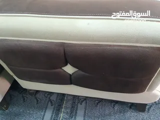  14 طقم كنب 7 مقاعد فاخر بحالة ممتازة خشب زان