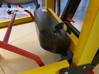  6 كرسي درج كهربائي متحرك