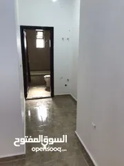  3 شقه فاخره للإيجار بجانب جامع بدر