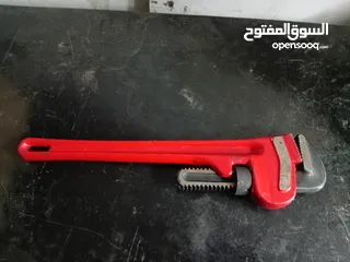 9 صاروخ بوش اصلي جديد غير مستعمل 9 انش  حبل كتان جديد 40 متر و مفتاح انجليزي 18 انش جديد للبيع