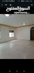  1 شقه للايجار مكونه من ثلاث غرف نوم تقع في ضاحية الأمير حسن بالقرب من دوار الكارفور منطقة بسمان