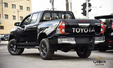  8 Toyota Hilux 2023  بك اب هايلوكس اسود اوروبي 2023 عداد زيرو كفاله المركزيه