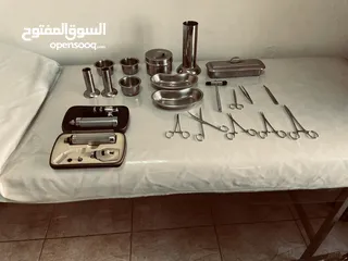  11 اثاث عيادة طبية للبيع