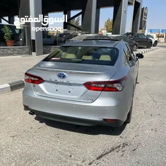  19 Toyota Camry GLE 2024