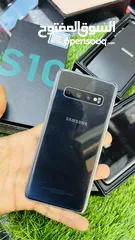  1 Samsung S10.    8/128GB